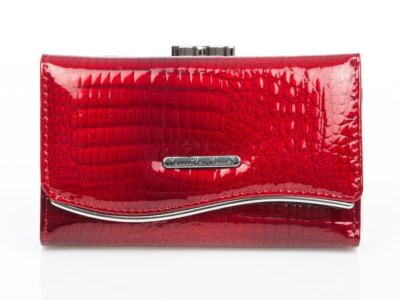 Czerwony portfel damski z falowaną blaszką Jennifer Jones