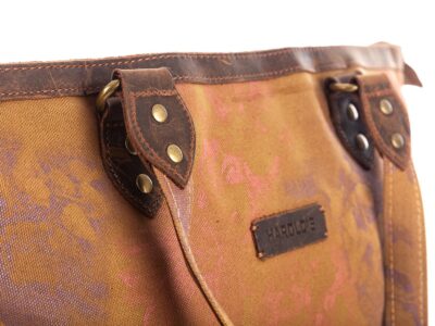 Torba damska typu shopper z płótna i skóry vintage, brązowa z wzorami - obrazek 8