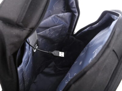 Plecak elegancki biznesowy czarny na laptopa 15,6" z portem ładowania USB - obrazek 16