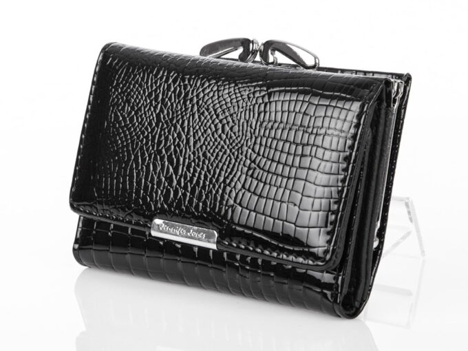 Czarny skórzany lakierowany portfel damski na bigiel
