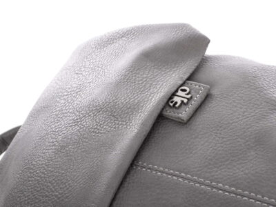 Elegancki plecak damski w kolorze szarym ze skóry ekologicznej - obrazek 3