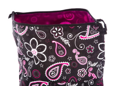 Duży plecak trekkingowy z portem ładowania USB czarno-fioletowy - obrazek 9