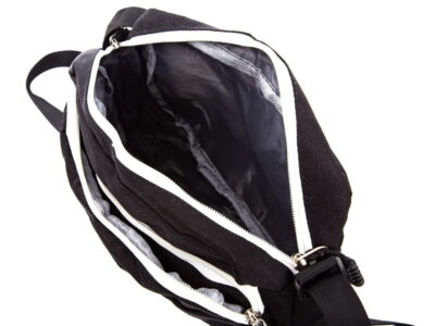 Wygodna czarna torba męska na ramię Extrem czarno-biała - obrazek 2