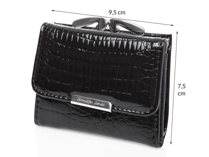 Mały czarny lakierowany portfel damski