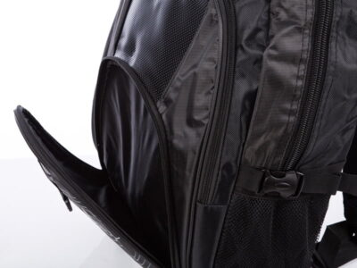 Młodzieżowy sportowy plecak szkolny z kieszenią na laptopa - obrazek 6