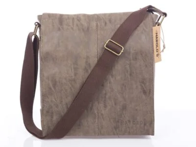 Pionowa, brązowa torba męska na ramię z klapką A4 J Jones