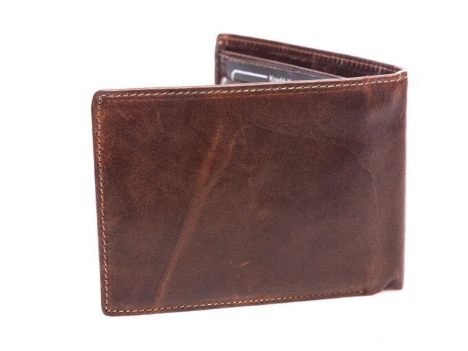 Gładka brązowa skóra z tyłu