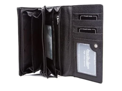 Kieszonki w środku portfela