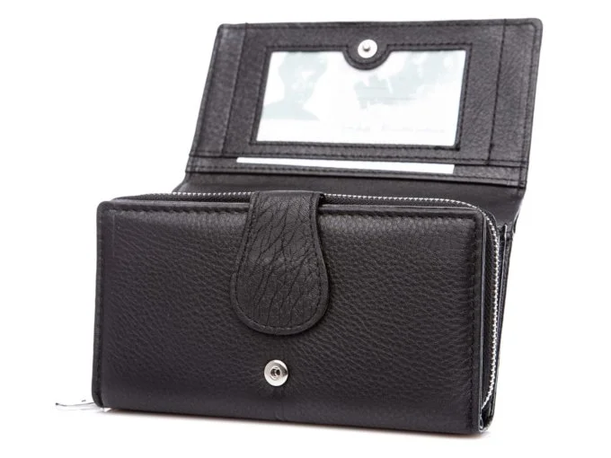 Panel na karty zamykany na zatrzask