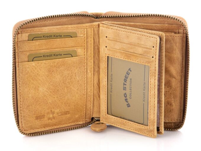 Wnętrze z wytłoczonym znaczkiem skóry naturalnej