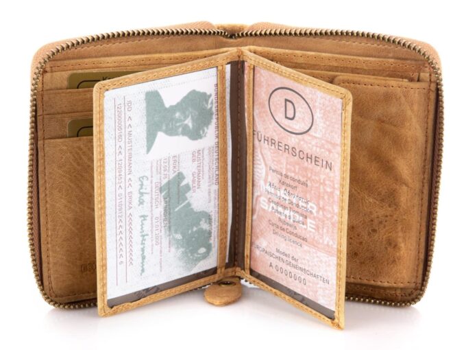 Dwie duże kieszenie przezroczyste