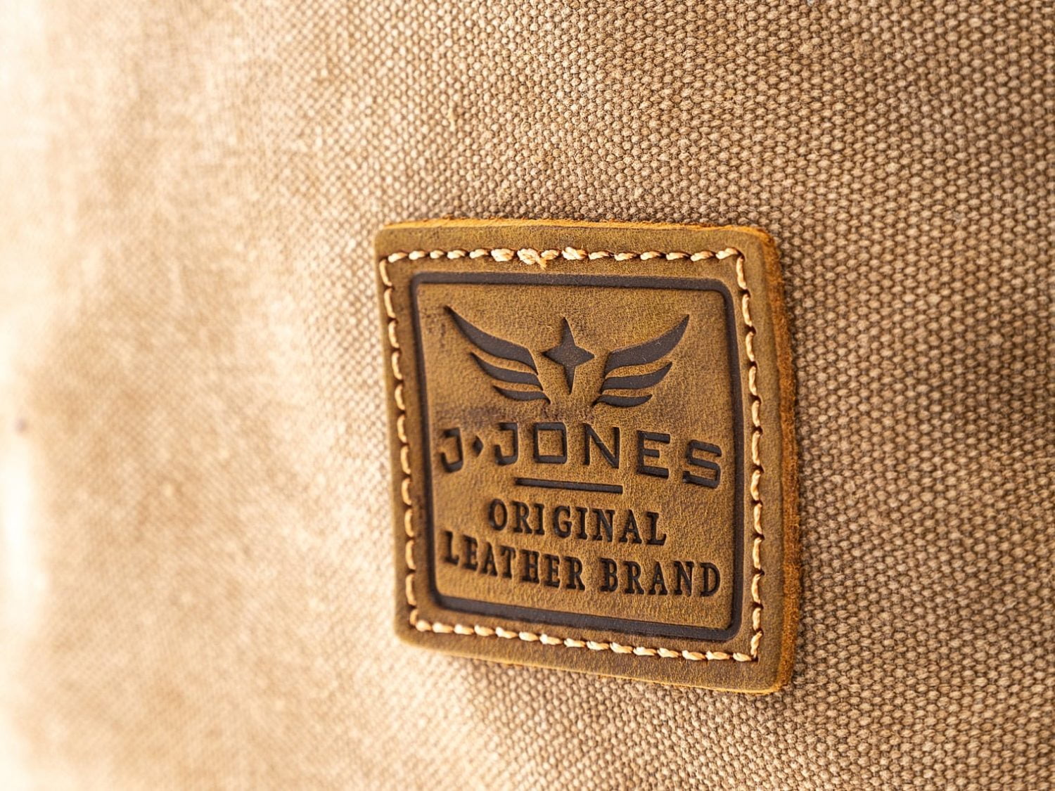 Znaczek skórzany J Jones Original Leather Brand
