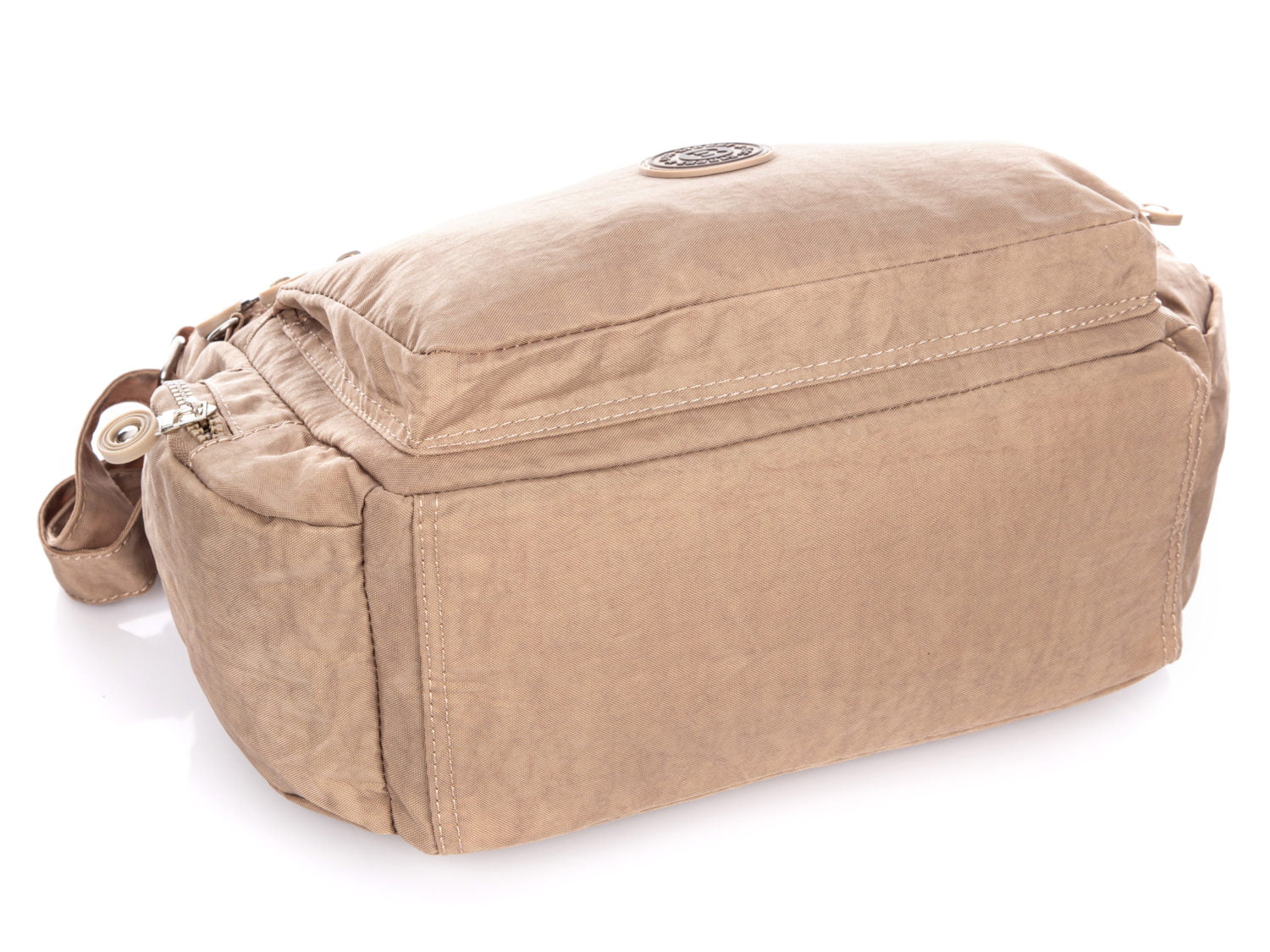 Beżowa materiałowa torba Bag Street z widoczną kieszenią i paskiem, ujęcie z boku