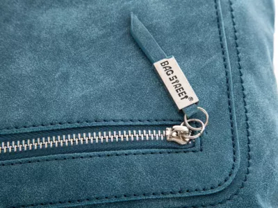 Niebieska torebka damska na ramię z klapką Bag Street - obrazek 8