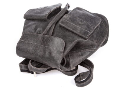 Skórzany plecak damski szary w stylu vintage SERGEJ - obrazek 7