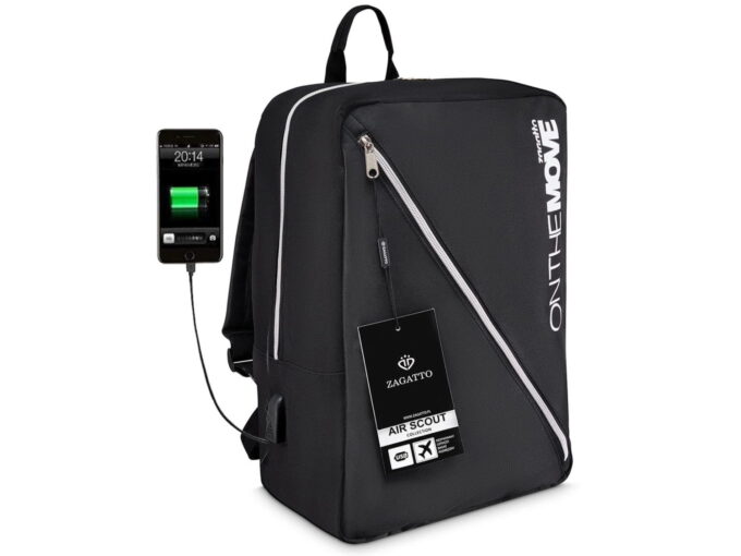 średni czarny plecak z USB Zagatto ZG15 On the move