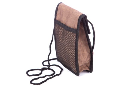 Brązowa saszetka na szyję paszportówka Bag Street materiałowa - obrazek 5