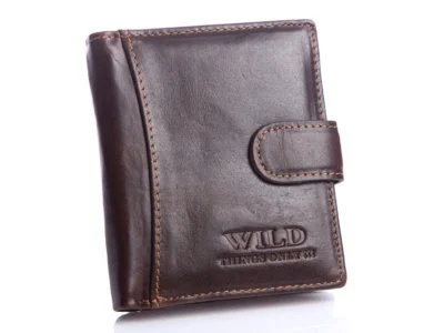 WILD Skórzany portfel męski zapinany na zatrzask nieduży brązowy - obrazek 2