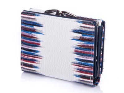 Portfel damski lakierowany biało-niebieski z biglem Jennifer Jones - obrazek 3