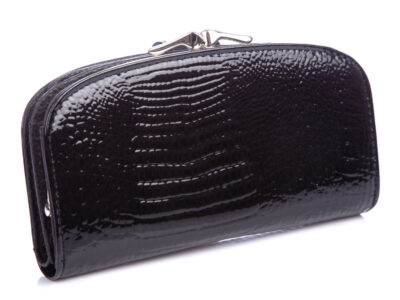 Czarny lakierowany portfel damski na bigiel Jennifer Jones - obrazek 3