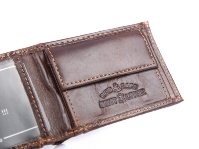 Mini portfel męski skórzany ciemnobrązowy RFID WILD - obrazek 4