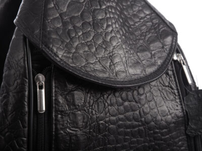 Plecak damski ze skóry naturalnej imitacja krokodyla czarny SERGEJ - obrazek 3