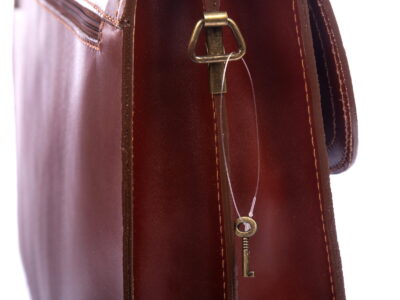 Teczka męska skórzana brązowa z półokrągłą klapą Gregorio - obrazek 7