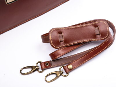 Teczka męska skórzana brązowa z półokrągłą klapą Gregorio - obrazek 11