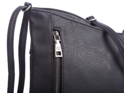 Nieduża wygodna listonoszka damska w kolorze czarnym - obrazek 2