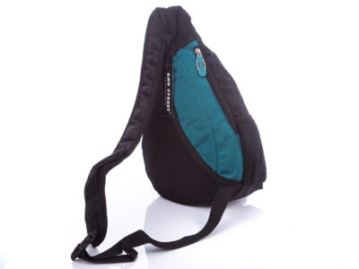 Lekki plecak sportowy na jedno ramię, do biegania, na rower turkusowy - obrazek 2