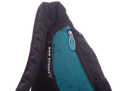 Lekki plecak sportowy na jedno ramię, do biegania, na rower turkusowy - obrazek 5