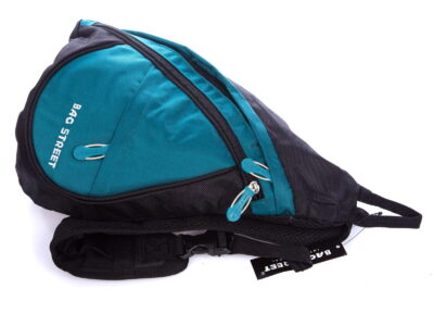 Lekki plecak sportowy na jedno ramię, do biegania, na rower turkusowy - obrazek 8