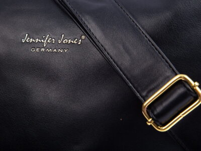Torebka damska na ramię worek A4 czarna Jennifer Jones - obrazek 3
