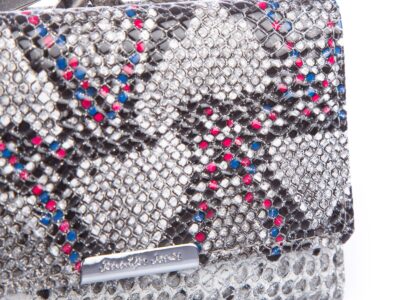 Srebrny portfel damski z czerwonymi i niebieskimi kropkami Jennifer Jones - obrazek 3