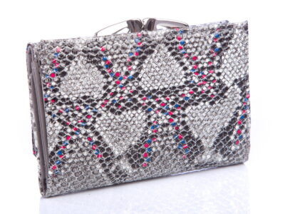 Srebrny portfel damski z czerwonymi i niebieskimi kropkami Jennifer Jones - obrazek 4