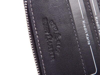 Średni portfel męski zapinany na metalowy zamek błyskawiczny czarny WILD - obrazek 6