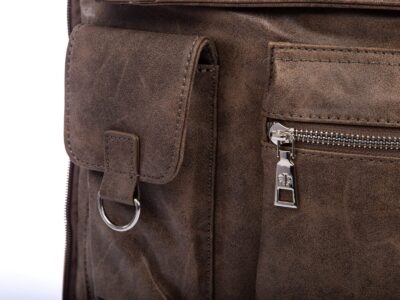 Poszerzana brązowa torba damska z dużą ilością kieszonek Jennifer Jones - obrazek 2