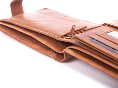 Portfel męski poziomy skórzany z zapięciem beżowy WILD - obrazek 8