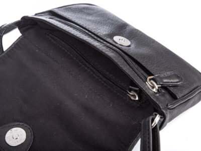 Mała czarna skórzana torebka damska z klapką Jennifer Jones - obrazek 5