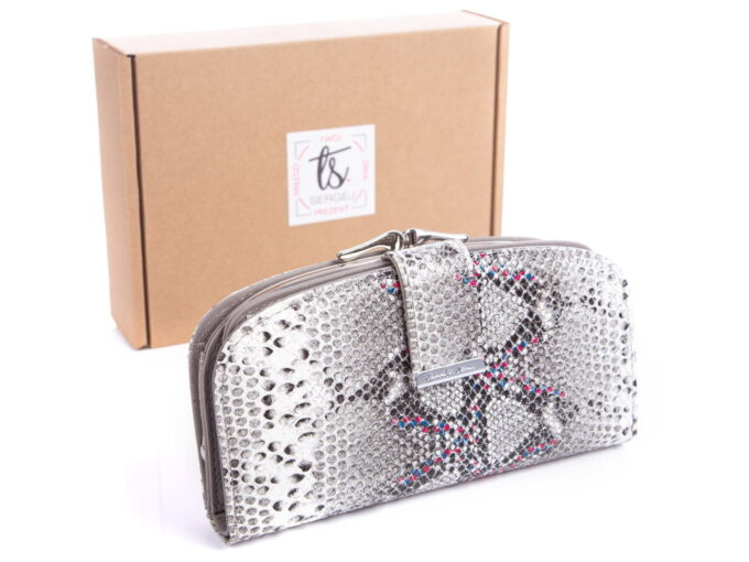 IMG_9671 Srebrny półokrągły portfel damski Jennifer Jones 5277 z pudełkiem
