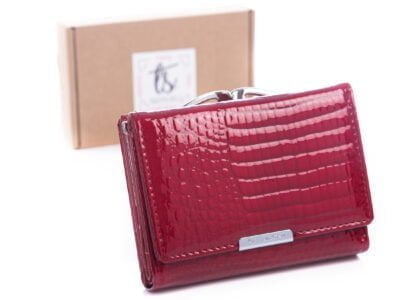 Czerwony portfel damski lakierowany na bigiel Jennifer Jones 5243 RFID z pudełkiem
