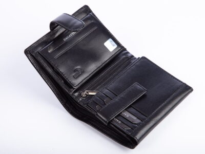 Skórzany portfel męski pionowy RFID ZAGATTO z zapięciem - obrazek 7