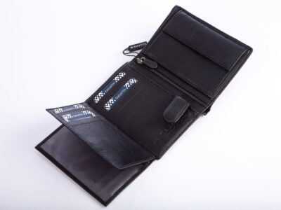 Pionowy portfel męski czarny z miękkiej skóry ZAGATTO - obrazek 5