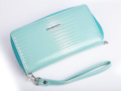 Portfel damski kopertowy lakierowany turkusowy Jennifer Jones - obrazek 6