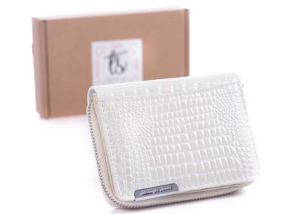 Mały biały lakierowany portfel damski Jennifer Jones