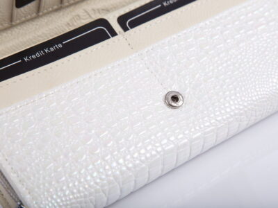 Duży portfel damski biały lakierowany croco Jennifer Jones - obrazek 5