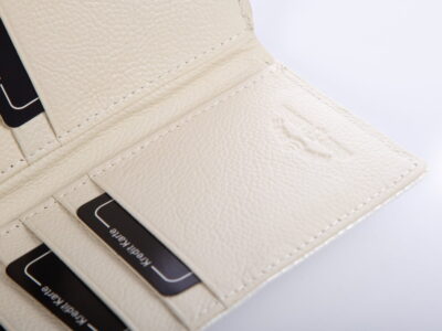 Duży lakierowany portfel damski biały RFID Jennifer Jones - obrazek 5