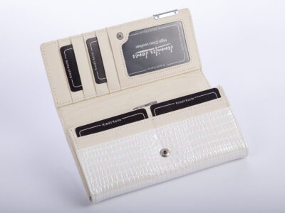 Damski portfel z białej, perłowej skóry lakierowanej Jennifer Jones - obrazek 3