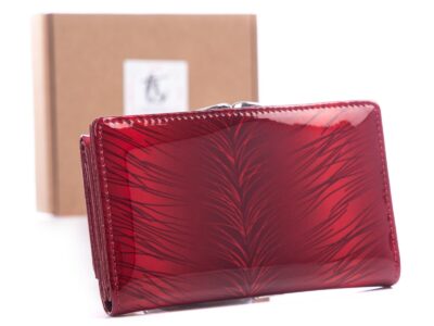 Czerwony lakierowany portfel damski gładki z wzorkiem Jennfier Jones - obrazek 2