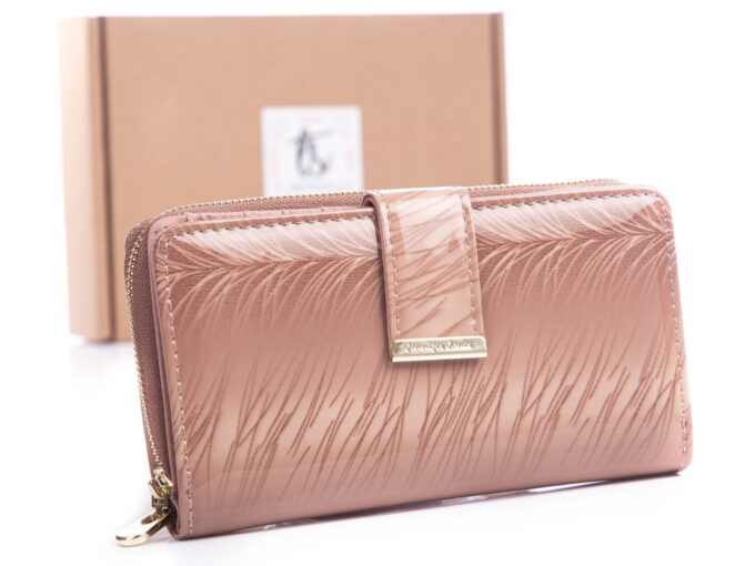 Beżowy, kremowy portfel damski lakierowany duży z cieniowanymi piórkami wzorkami Jennifer Jones 5280 w pudełku